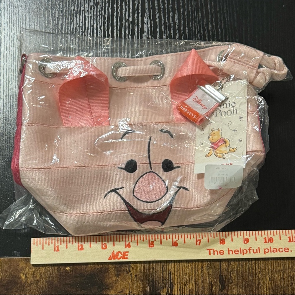 Harvey’s Disney Winnie the Pooh Piglet Bucket Bag - Picture 3 of 16